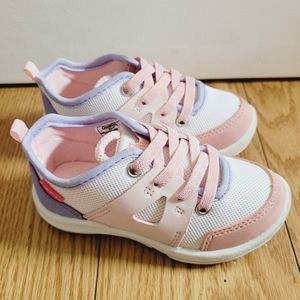 Oshkosh Pull On Sneakers Size 8